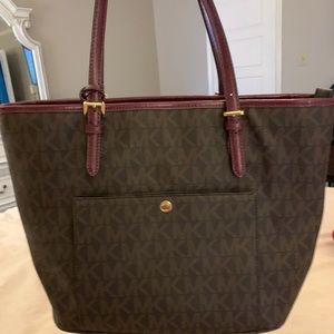 Michael Kors purse